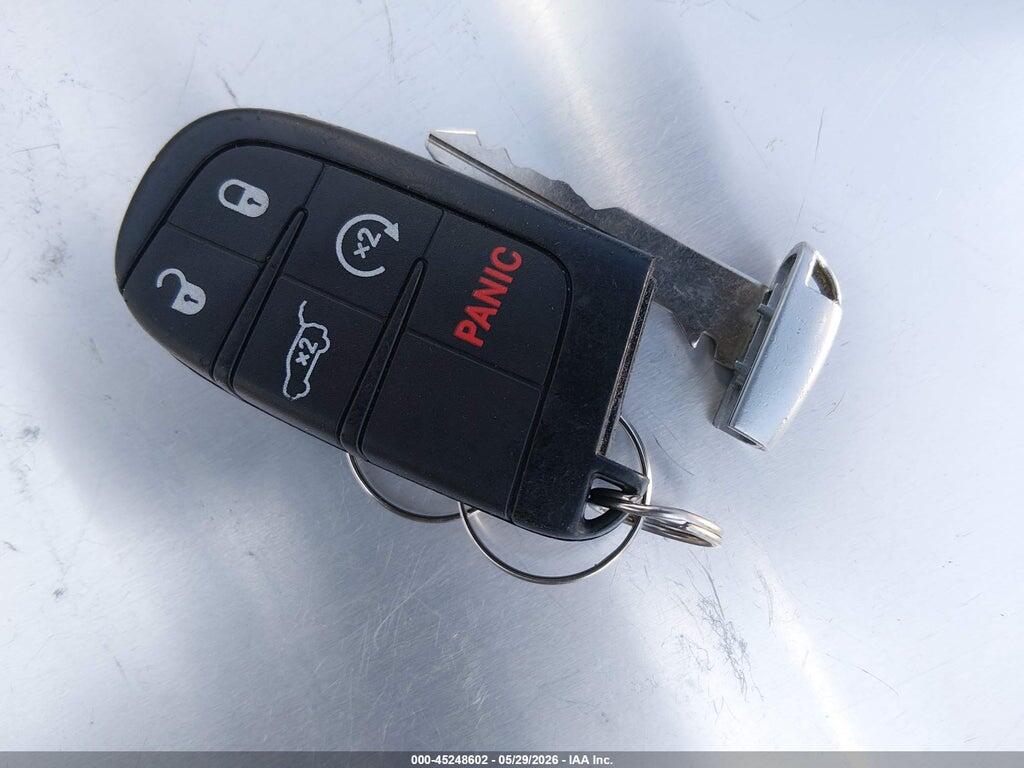 1C4RJFBG6HC752698 2017 JEEP GRAND CHEROKEE photo no. 11