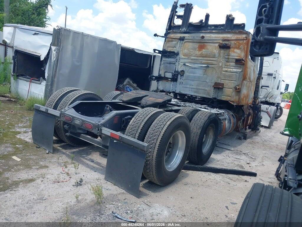 4V4NC9EG4LN215576 2020 VOLVO VNL photo no. 3