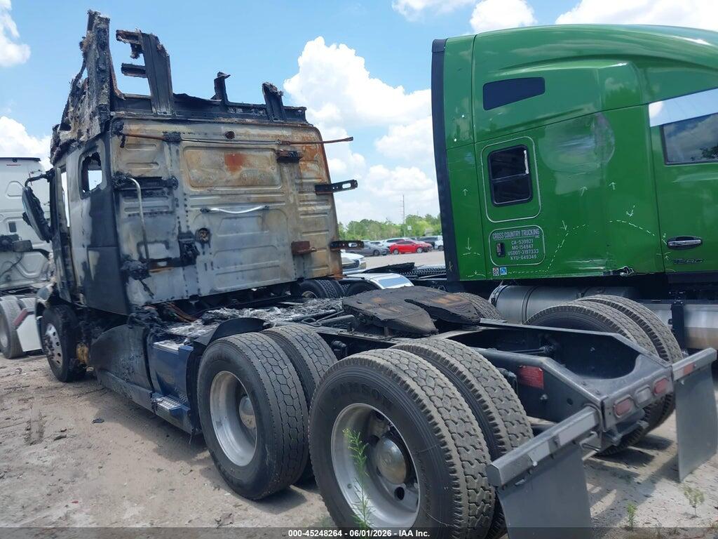 4V4NC9EG4LN215576 2020 VOLVO VNL photo no. 4