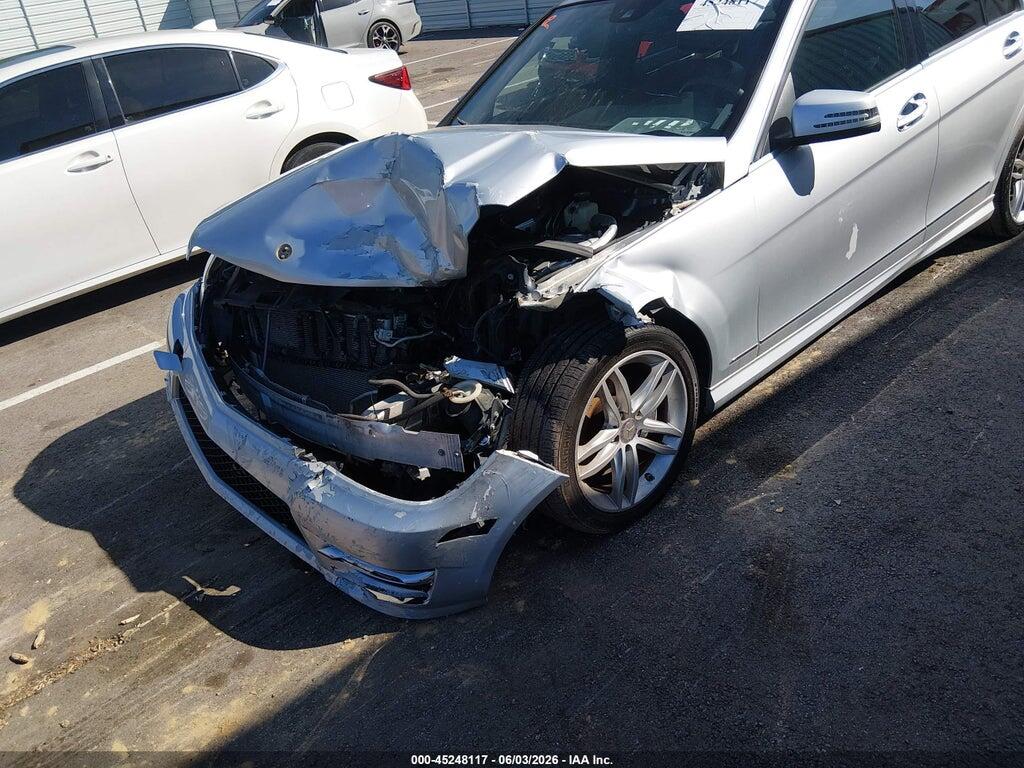 WDDGF8BB7CA654380 2012 MERCEDES-BENZ C 300 photo no. 6