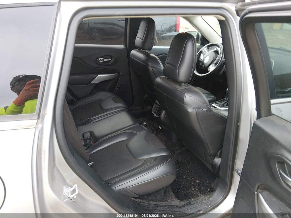 1C4PJMLX7JD535204 2018 JEEP CHEROKEE photo no. 8