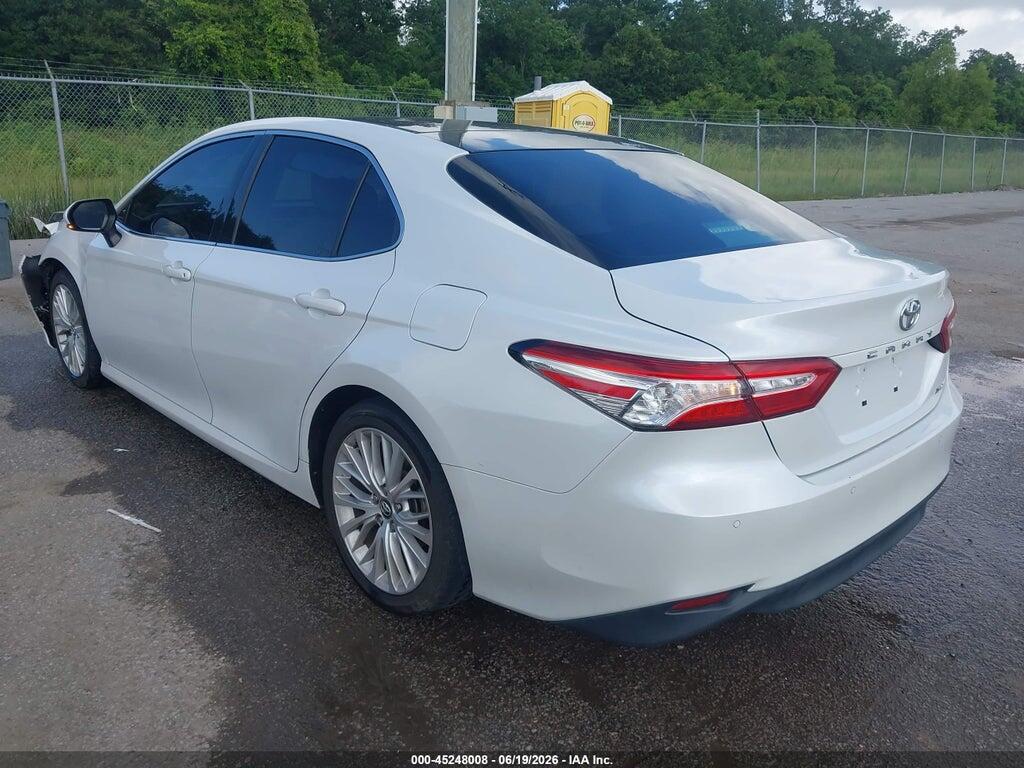 4T1B11HK3JU026308 2018 TOYOTA CAMRY photo no. 3