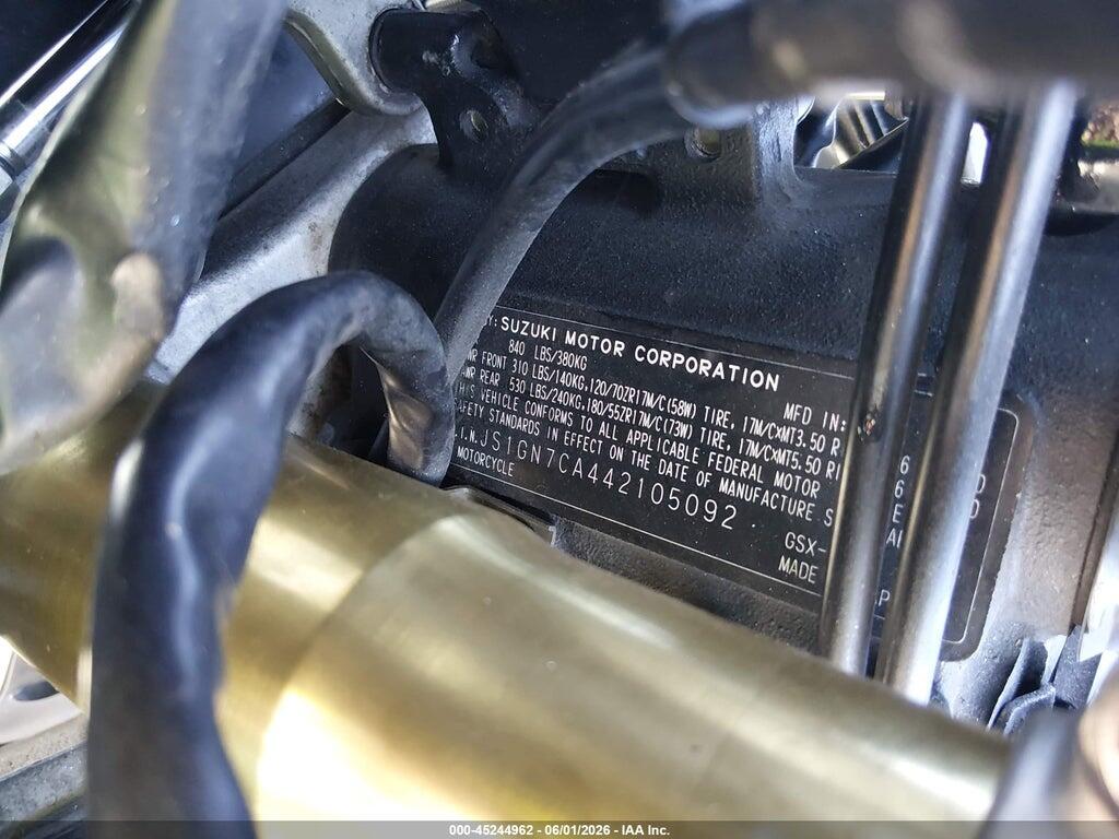 JS1GN7CA442105092 2004 SUZUKI GSX-R600 photo no. 10