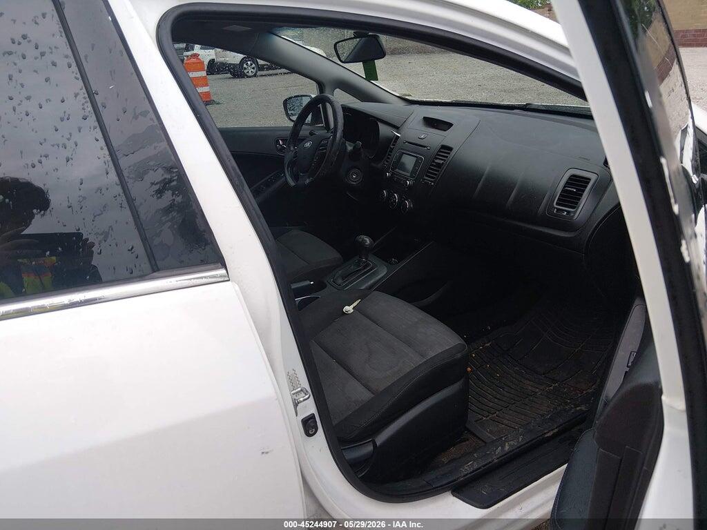 KNAFX4A82G5522365 2016 KIA FORTE photo no. 5