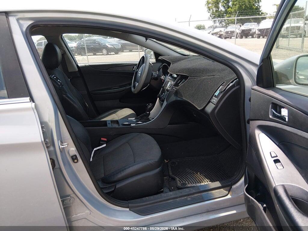 5NPEC4AC3BH264932 2011 HYUNDAI SONATA photo no. 5
