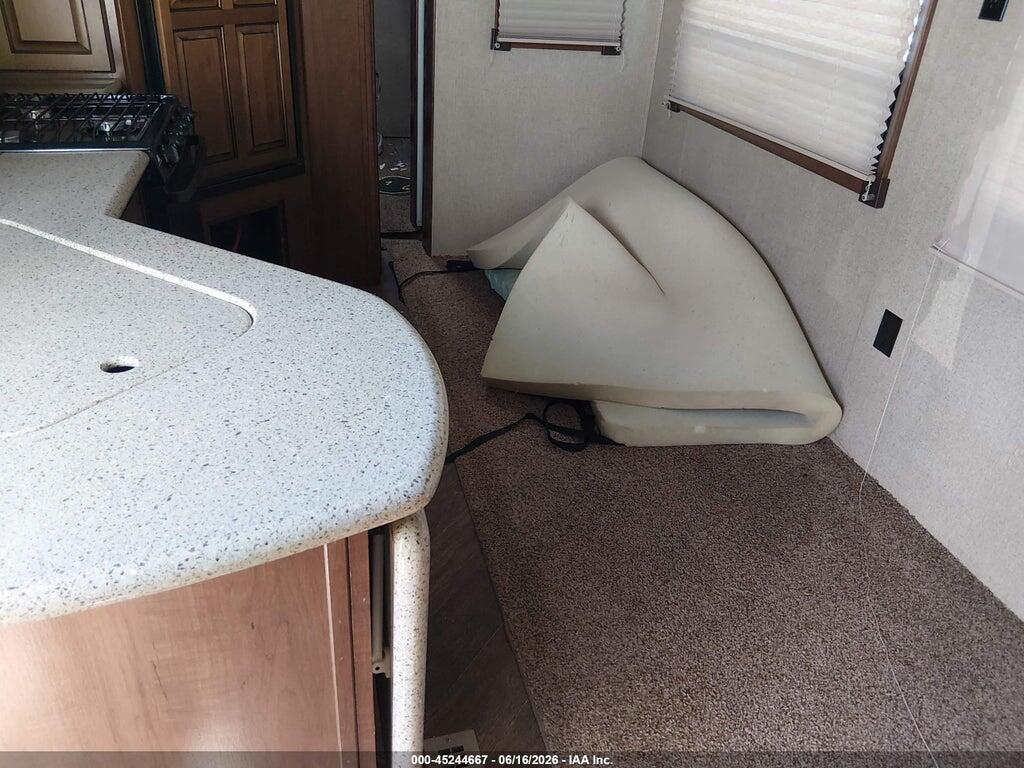 5SFSG3628DE258884 2013 HEARTLAND RV OTHER photo no. 8