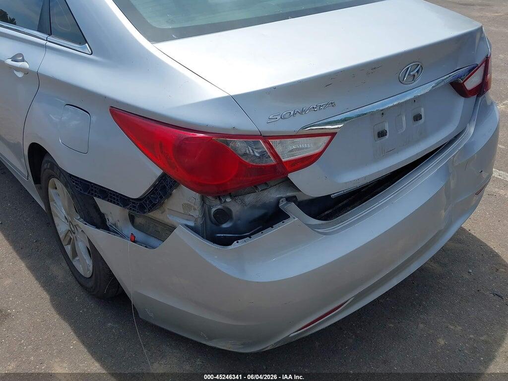 5NPEB4AC3BH246580 2011 HYUNDAI SONATA photo no. 11