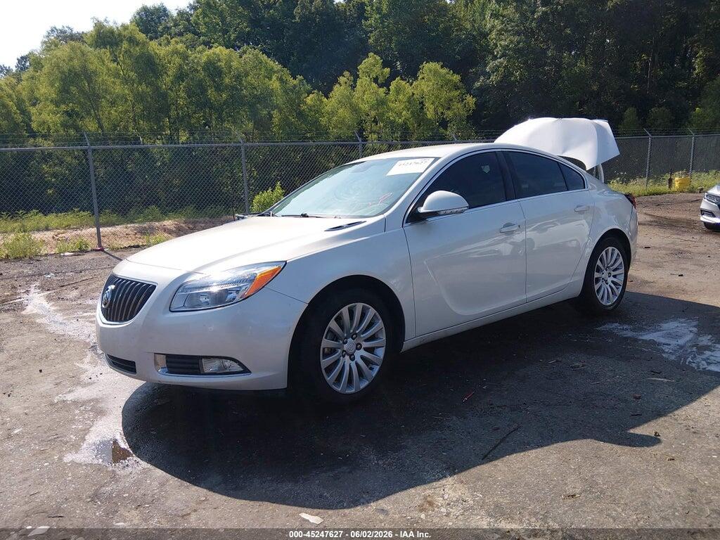 2G4GR5EK1C9120424 2012 BUICK REGAL photo no. 2