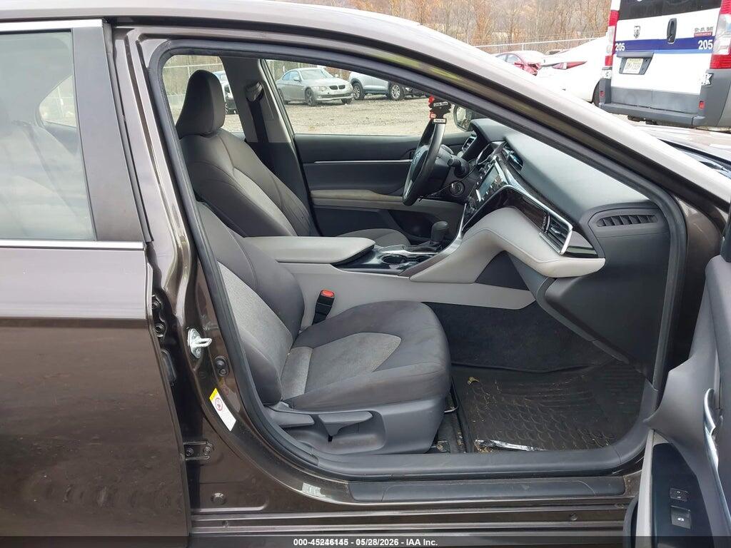 JTNB11HK5J3002467 2018 TOYOTA CAMRY photo no. 5