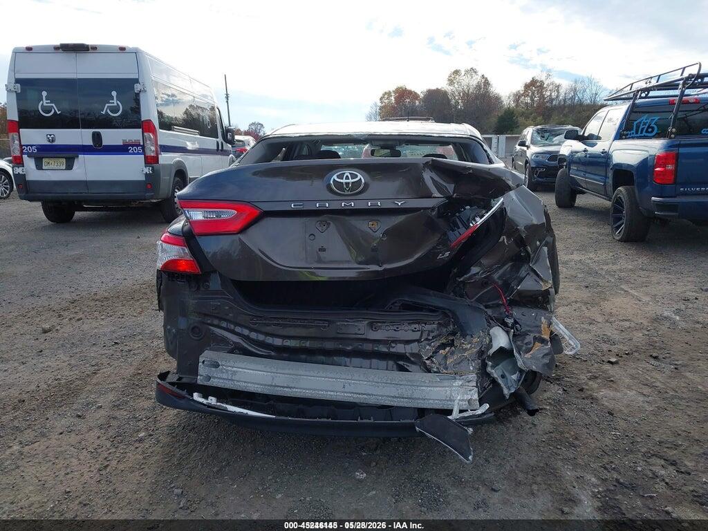 JTNB11HK5J3002467 2018 TOYOTA CAMRY photo no. 6