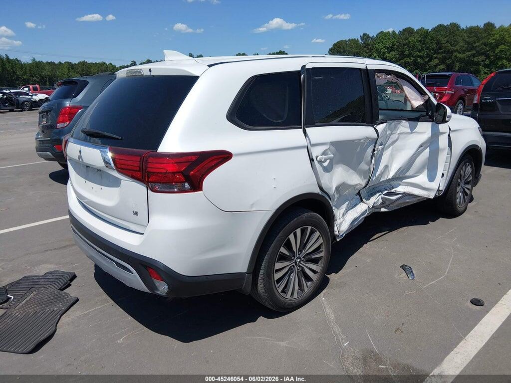 JA4AD3A32LZ046359 2020 MITSUBISHI OUTLANDER photo no. 4
