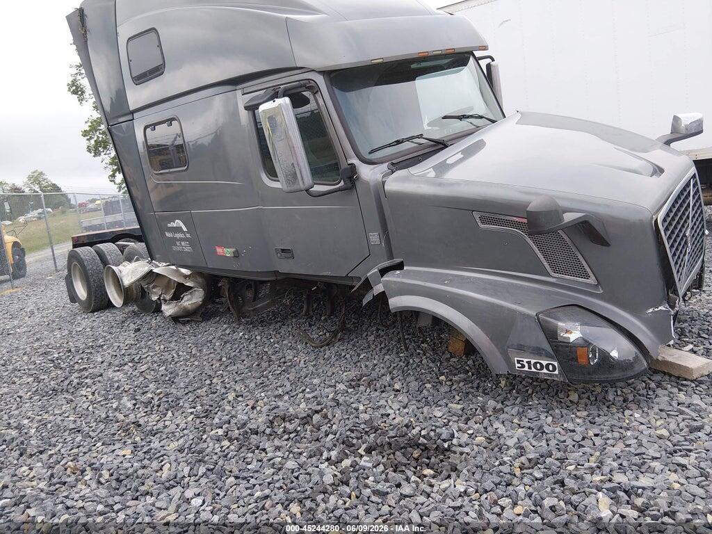 4V4NC9EH3CN547792 2012 VOLVO VN photo no. 10