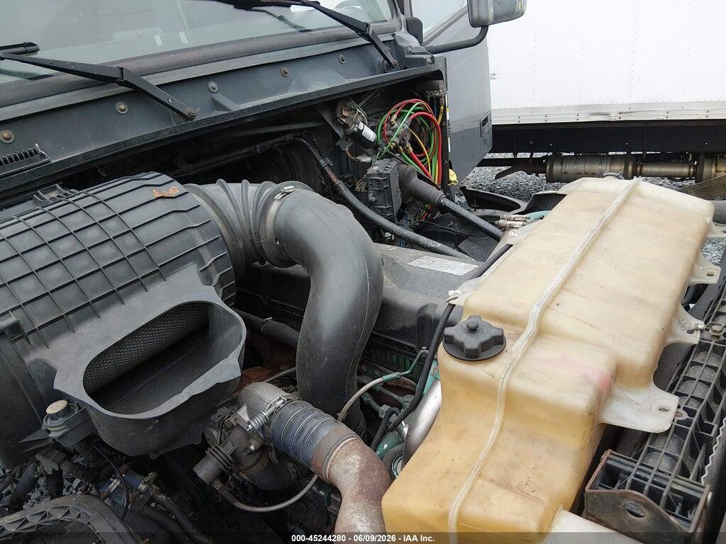 4V4NC9EH3CN547792 2012 VOLVO VN photo no. 9
