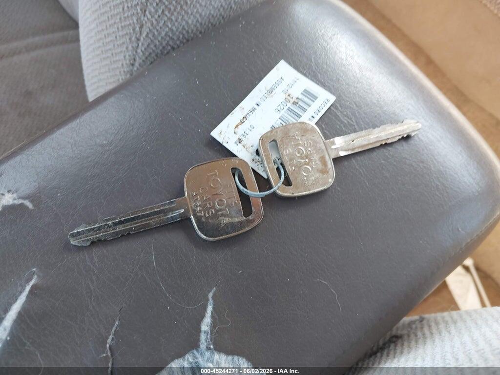 4T1BF12K2TU114697 1996 TOYOTA CAMRY photo no. 11