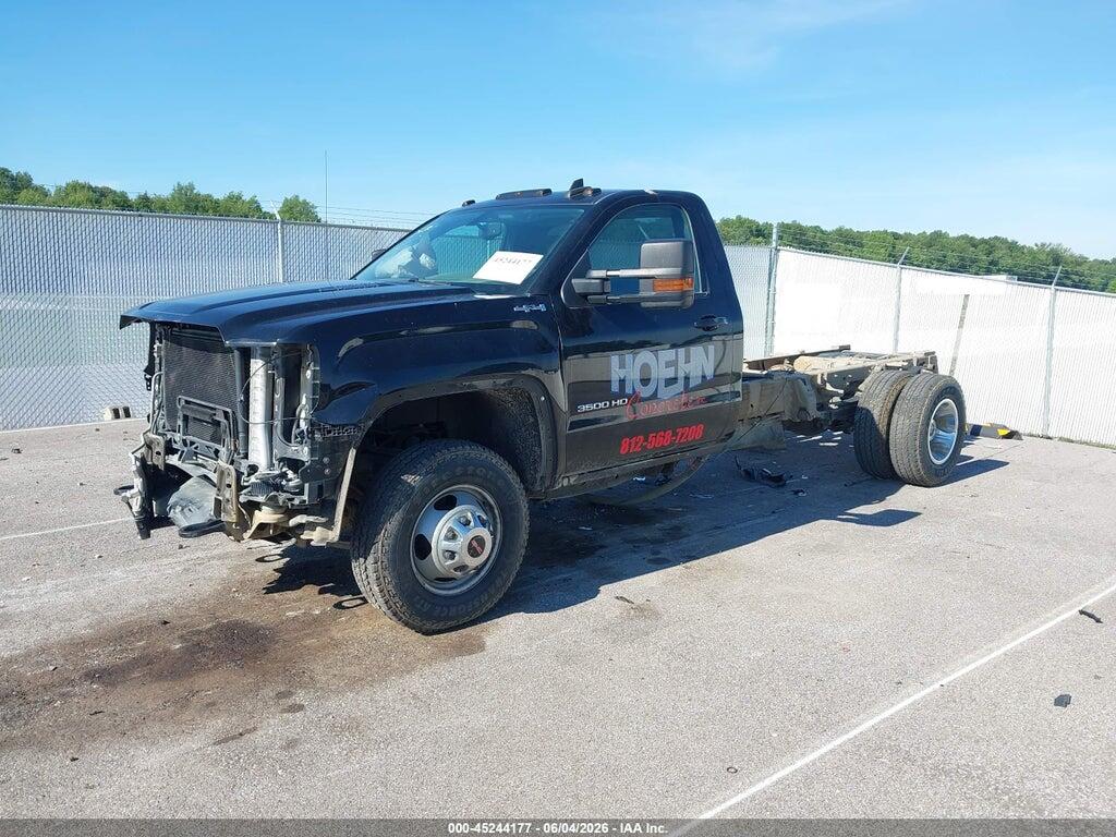 1GD322C86FF652370 2015 GMC SIERRA 3500HD CHASSIS photo no. 2