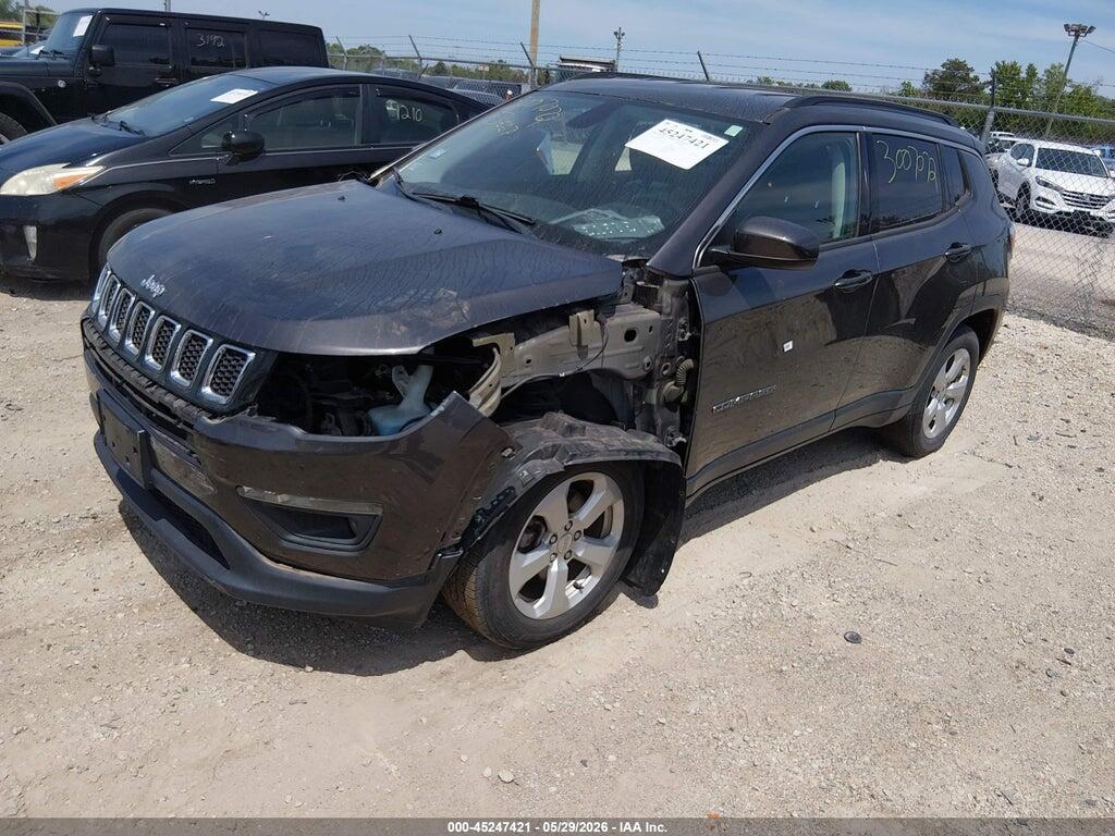 3C4NJCBB6JT377018 2018 JEEP COMPASS photo no. 2