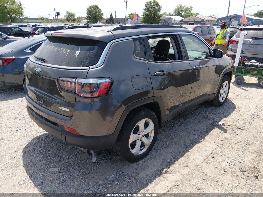 3C4NJCBB6JT377018 2018 JEEP COMPASS photo no. 4