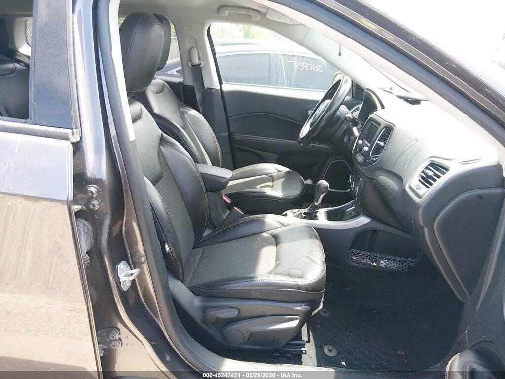 3C4NJCBB6JT377018 2018 JEEP COMPASS photo no. 5