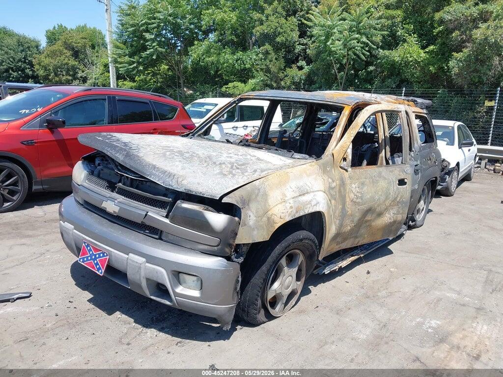 1GNET16SX56166291 2005 CHEVROLET TRAILBLAZER EXT photo no. 2