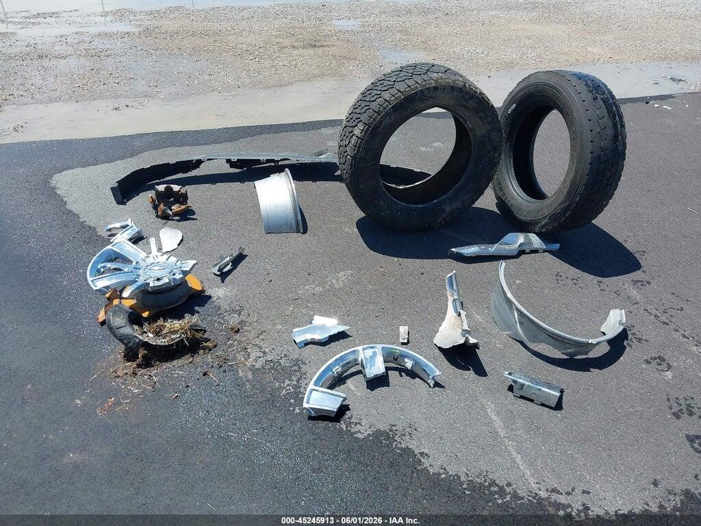 3GCUKTEC0HG217653 2017 CHEVROLET SILVERADO 1500 photo no. 12