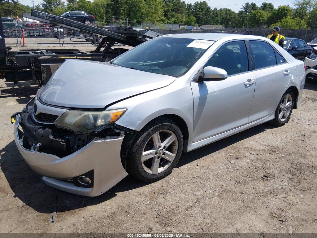 4T1BF1FK0EU347829 2014 TOYOTA CAMRY photo no. 2