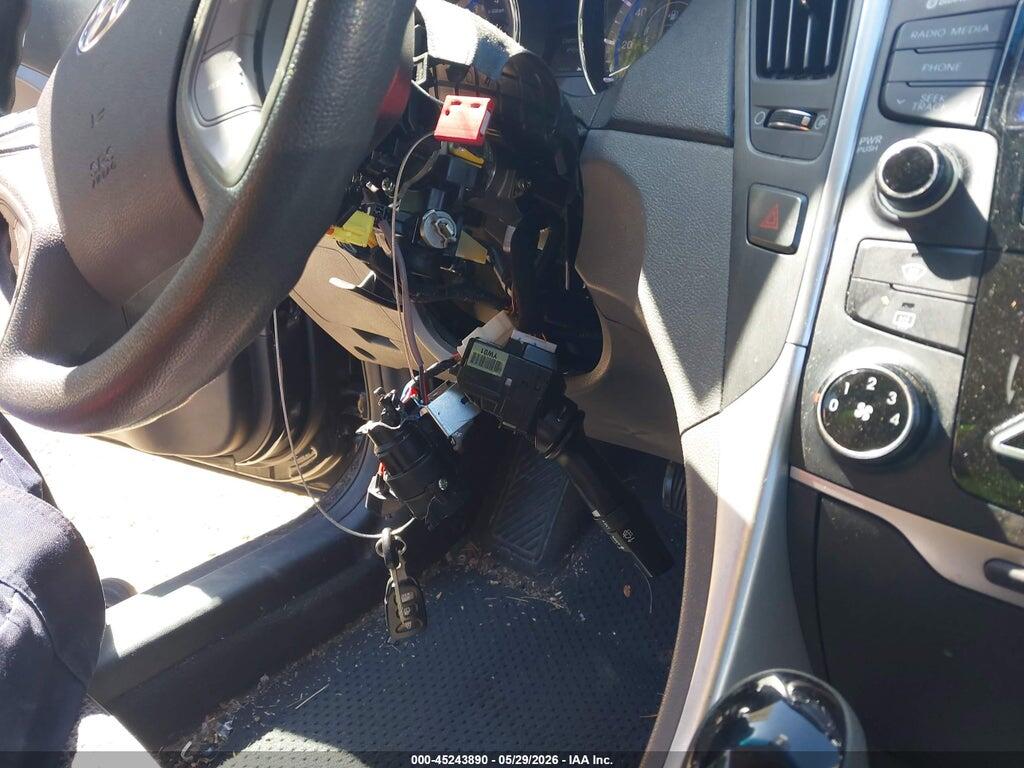 5NPEB4AC8DH524747 2013 HYUNDAI SONATA photo no. 6