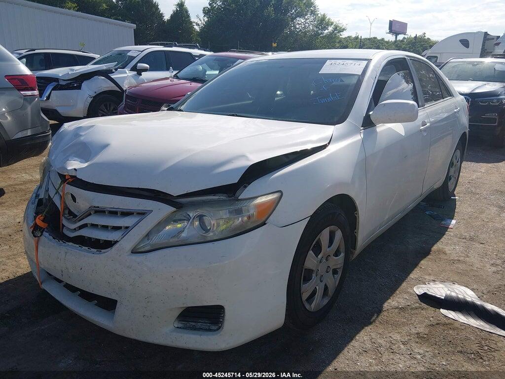 4T1BF3EK3AU527958 2010 TOYOTA CAMRY photo no. 2