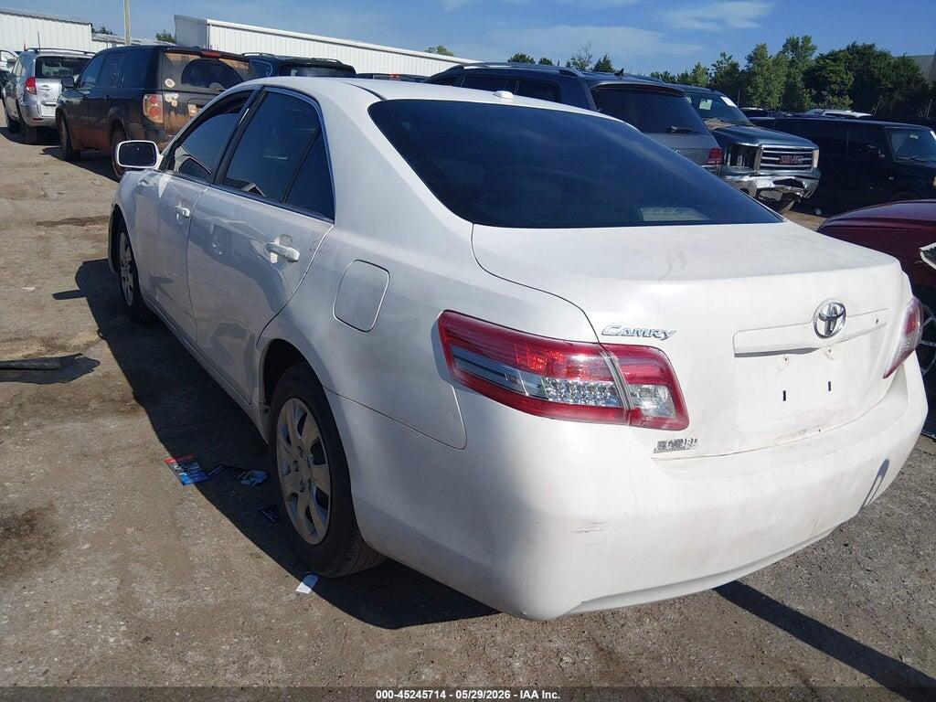 4T1BF3EK3AU527958 2010 TOYOTA CAMRY photo no. 3