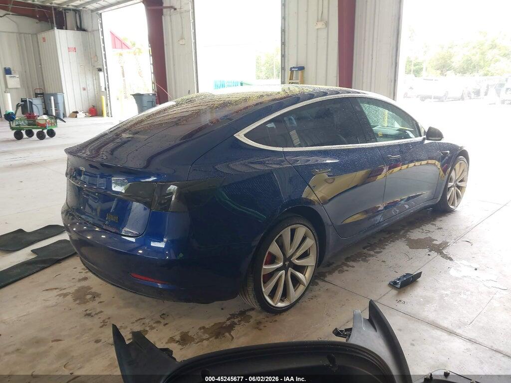 5YJ3E1EB2JF148426 2018 TESLA MODEL 3 photo no. 4