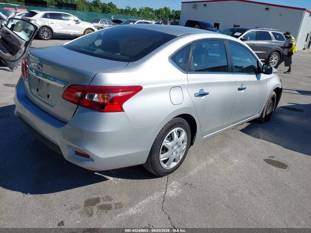 3N1AB7AP7JY277029 2018 NISSAN SENTRA photo no. 4