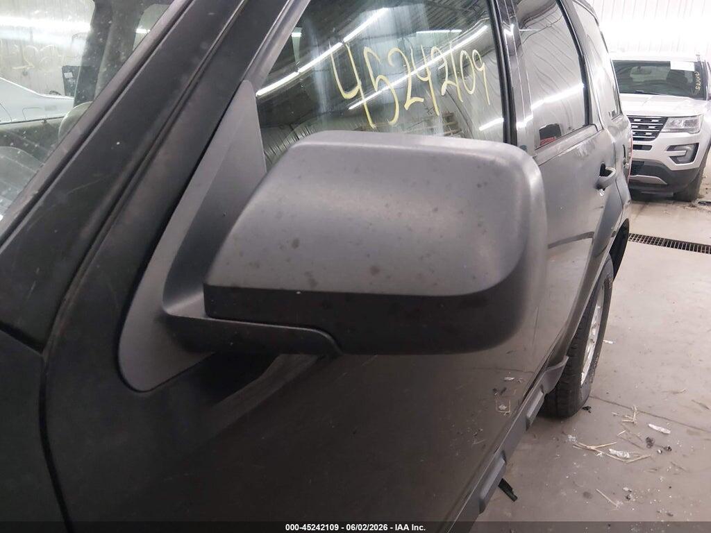 1FMCU93108KB02680 2008 FORD ESCAPE photo no. 12