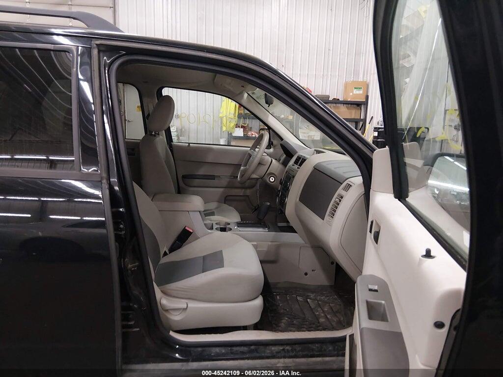 1FMCU93108KB02680 2008 FORD ESCAPE photo no. 5