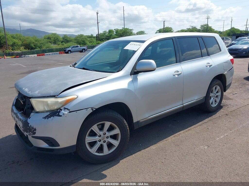5TDZA3EH0DS031577 2013 TOYOTA HIGHLANDER photo no. 2