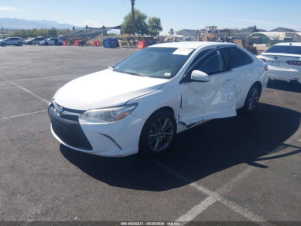 4T1BF1FK2GU263112 2016 TOYOTA CAMRY photo no. 2