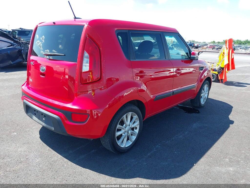 KNDJT2A66C7438253 2012 KIA SOUL photo no. 4