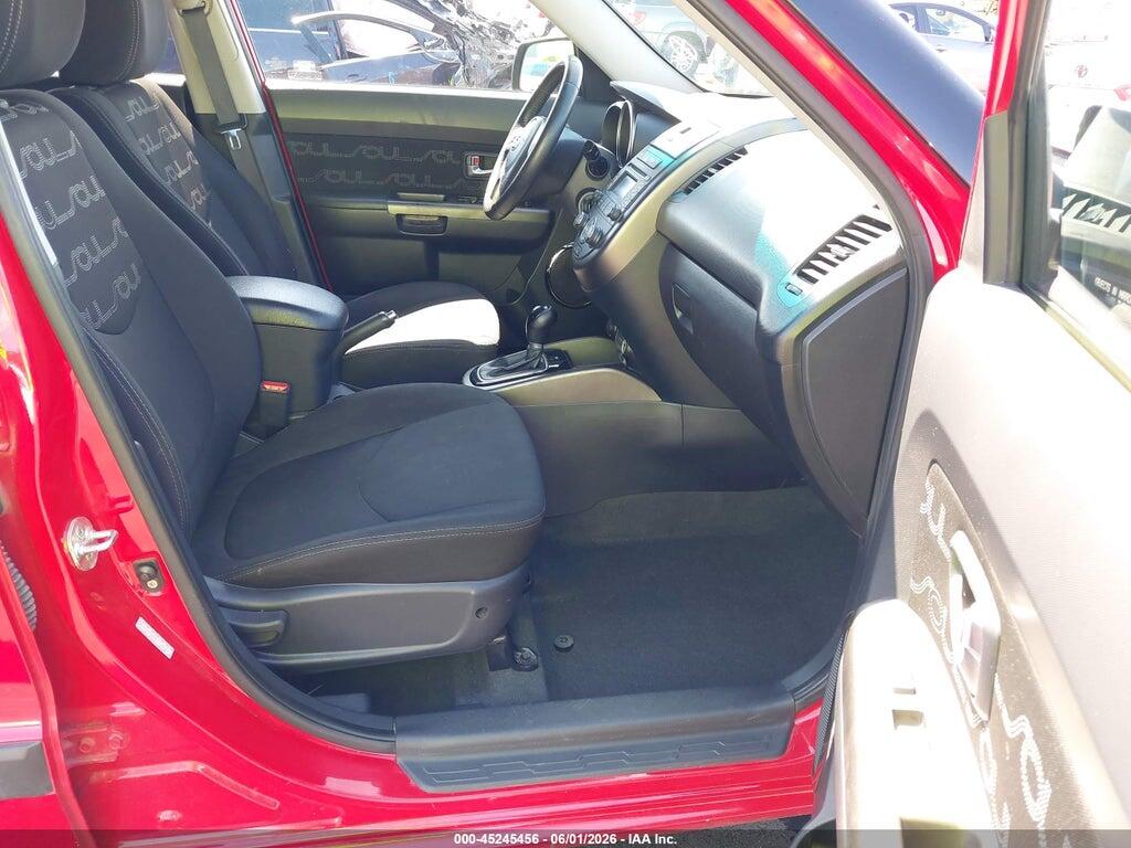 KNDJT2A66C7438253 2012 KIA SOUL photo no. 5
