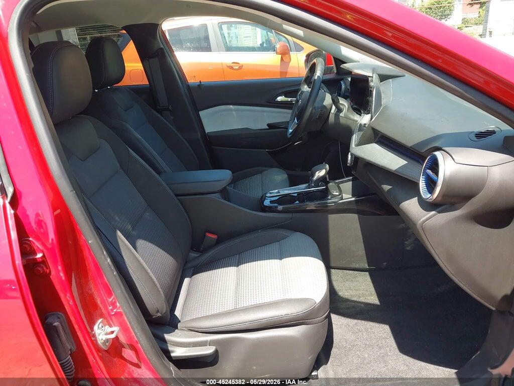 KL77LHEP9TC025571 2026 CHEVROLET TRAX photo no. 5