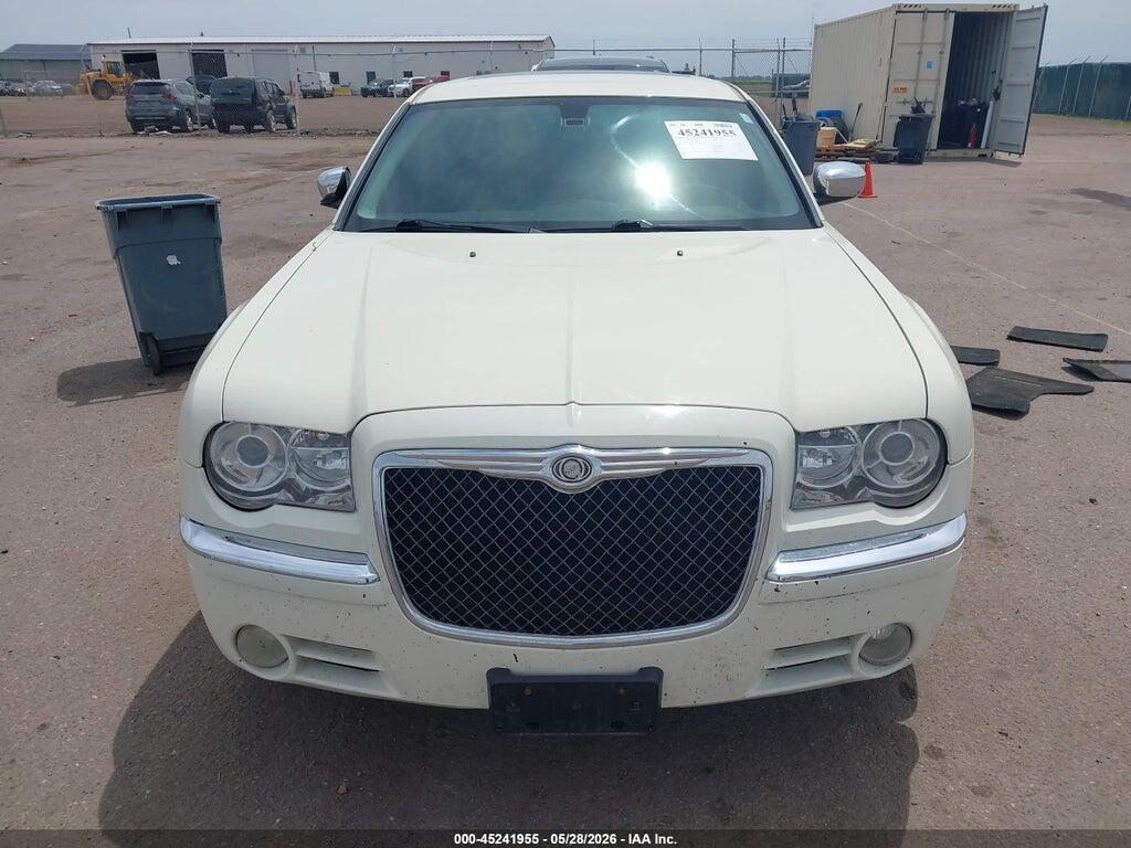 2C3CK6CT8AH172620 2010 CHRYSLER 300C photo no. 12