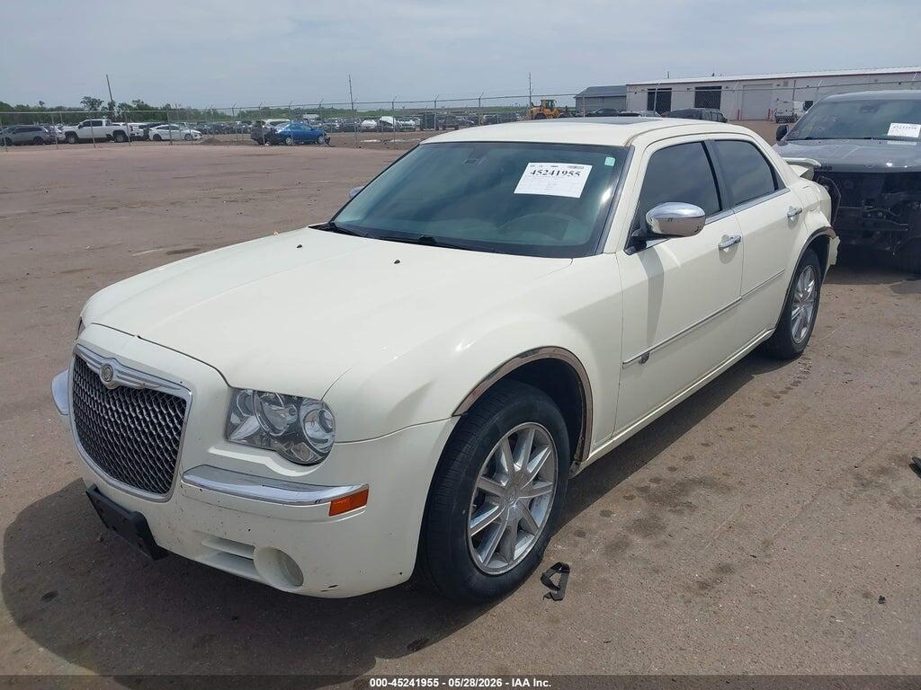 2C3CK6CT8AH172620 2010 CHRYSLER 300C photo no. 2
