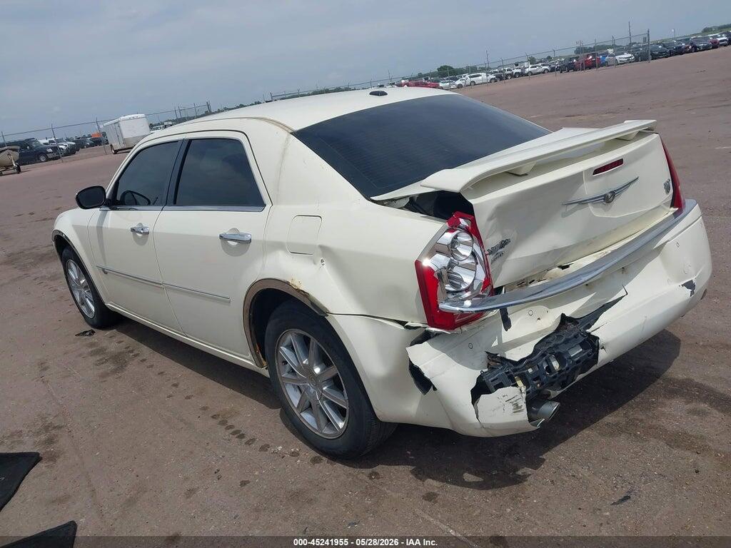 2C3CK6CT8AH172620 2010 CHRYSLER 300C photo no. 3