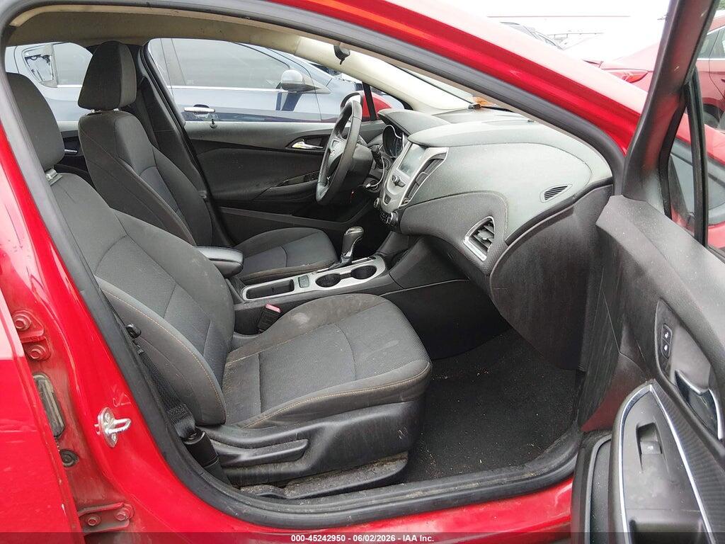 1G1BC5SM2J7240679 2018 CHEVROLET CRUZE photo no. 5