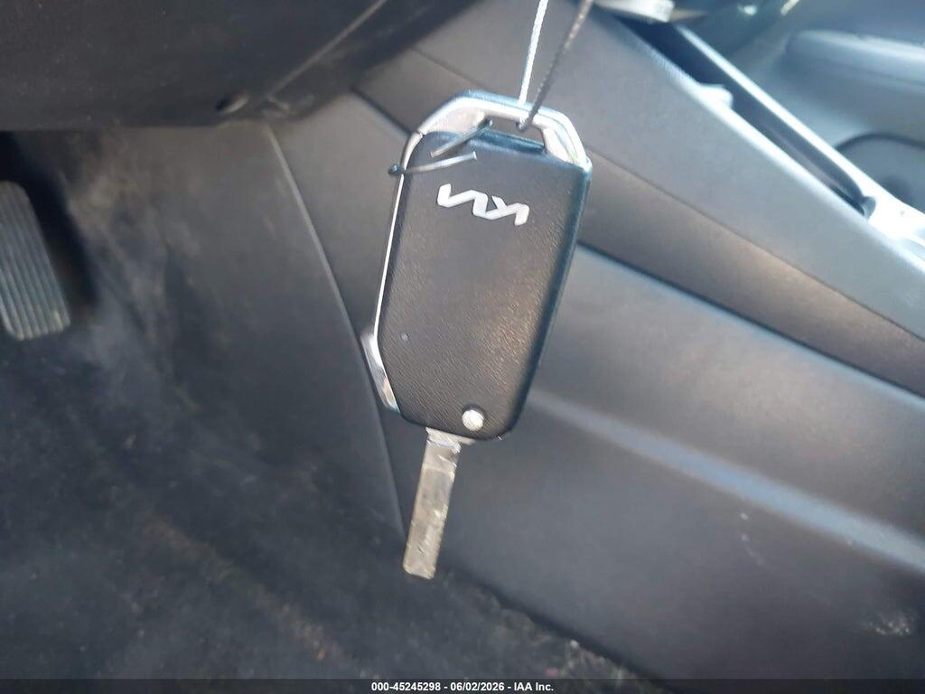 3KPF24AD1RE699432 2024 KIA FORTE photo no. 11