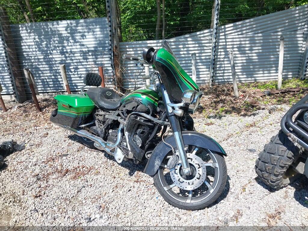 2011 HARLEY-DAVIDSON FLHXSE2 1HD1PZ817BB960813