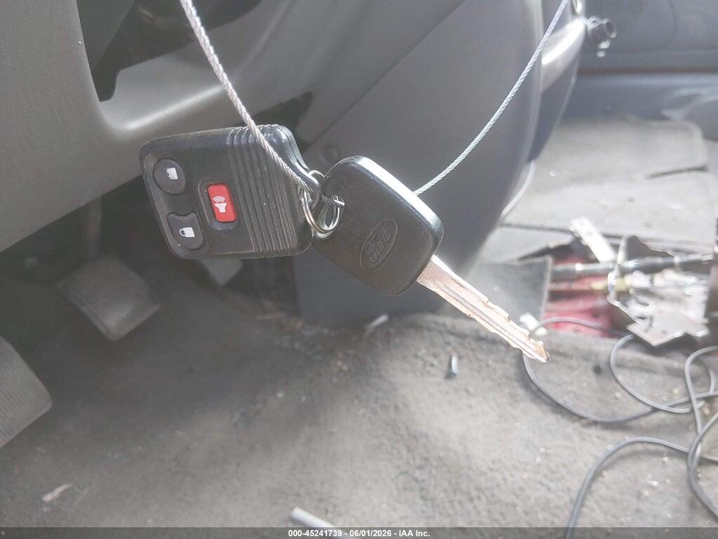 1FMYU02B81KF13469 2001 FORD ESCAPE photo no. 11