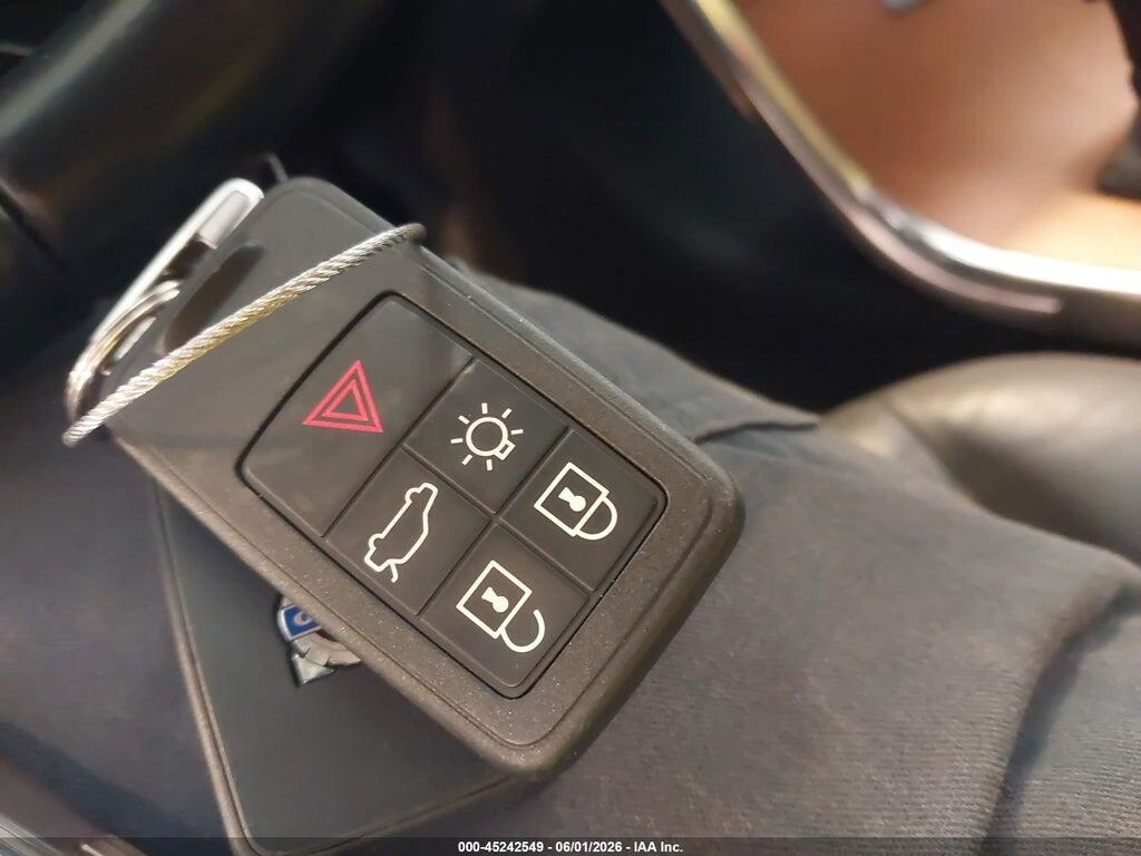 YV440MRU6H2080464 2017 VOLVO XC60 photo no. 11