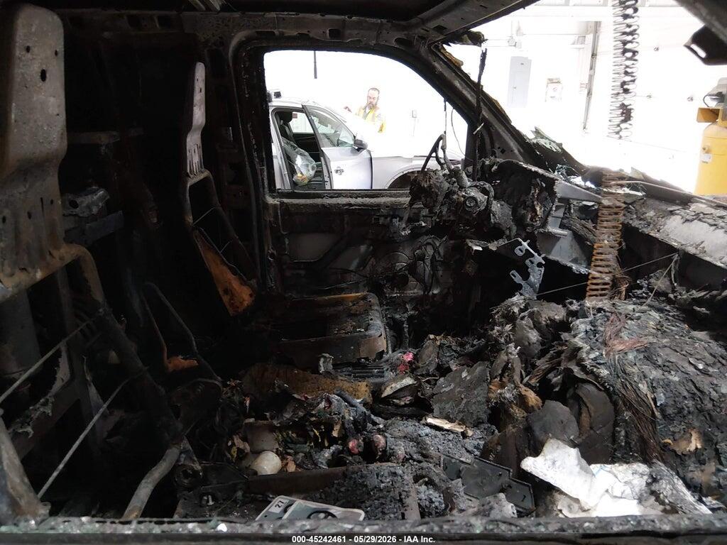 1GCZGUCG5B1147883 2011 CHEVROLET EXPRESS 3500 photo no. 5