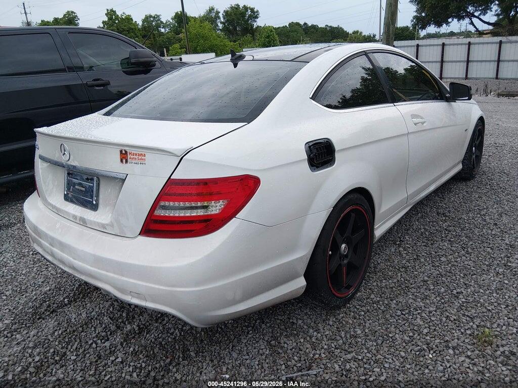 WDDGJ4HB0DF956600 2013 MERCEDES-BENZ C 250 photo no. 4