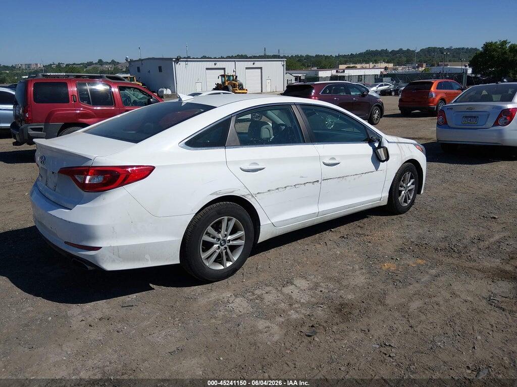 5NPE24AF2HH493494 2017 HYUNDAI SONATA photo no. 4