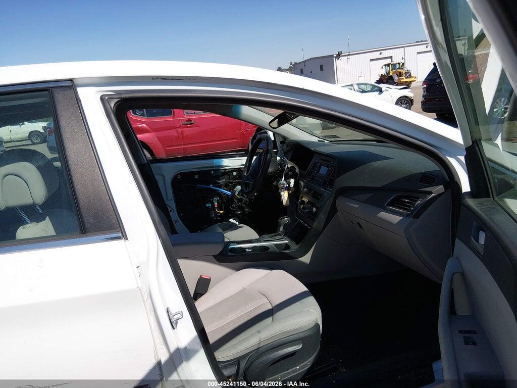 5NPE24AF2HH493494 2017 HYUNDAI SONATA photo no. 5