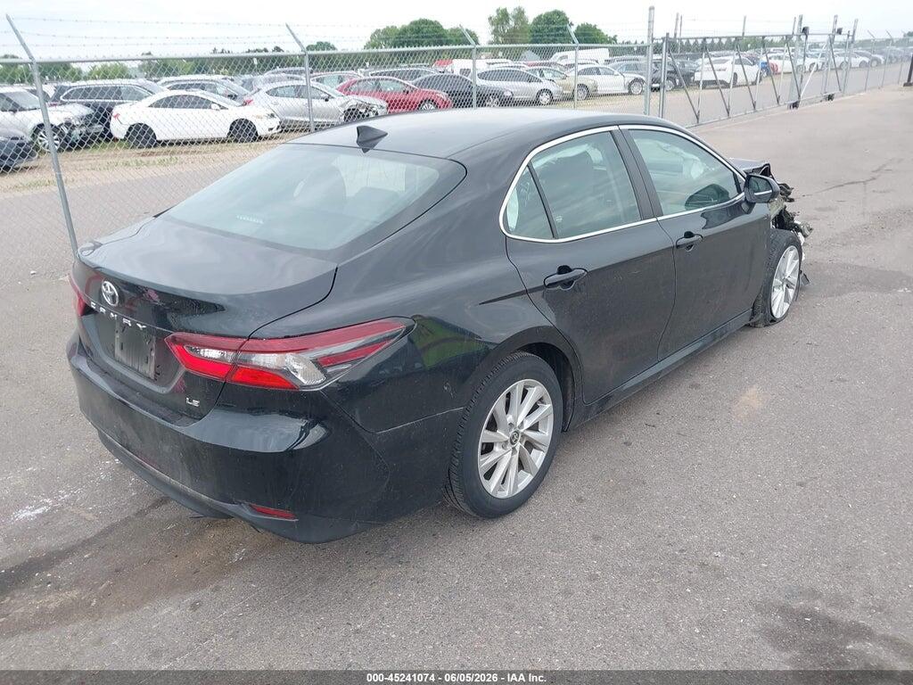 4T1R11AK3NU646638 2022 TOYOTA CAMRY photo no. 4